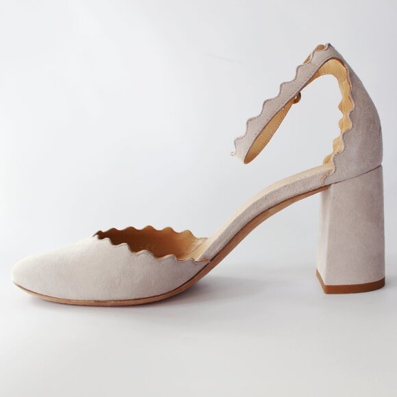 New CHLOE Scalloped d'Orsay Suede Heeled Pumps - Picture 3 of 13